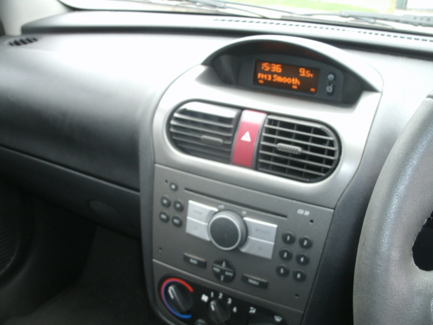 Used Vauxhall Corsa 2006 for sale - 76375726: Photo 8