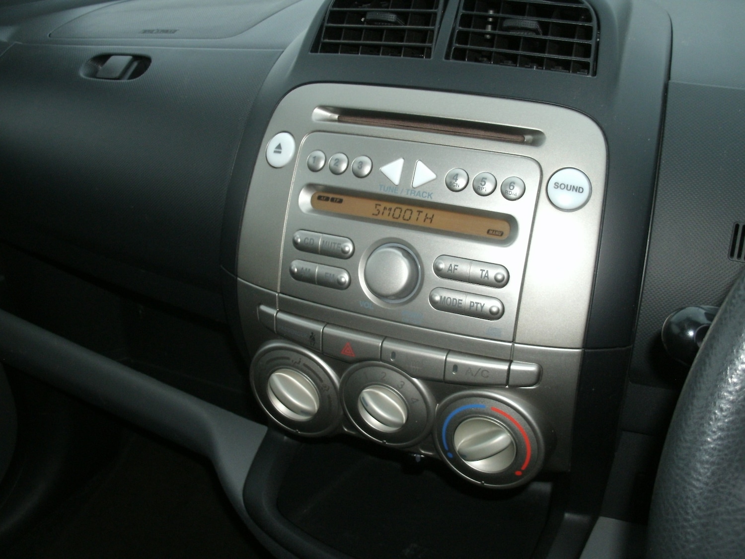 Used Daihatsu Sirion 2009 for sale - 76281706: Photo 6