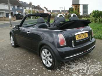 Used MINI Convertible 2005 for sale - 70717754: Photo