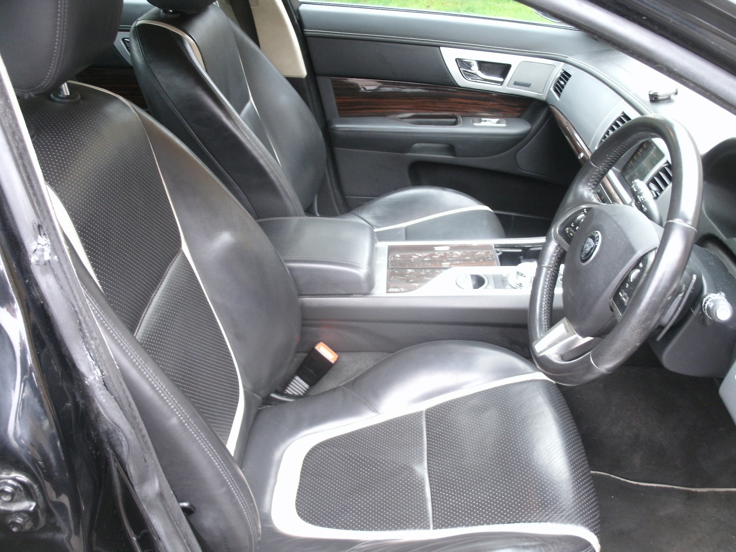 Used Jaguar XF 2014 for sale - 77656521: Photo 12