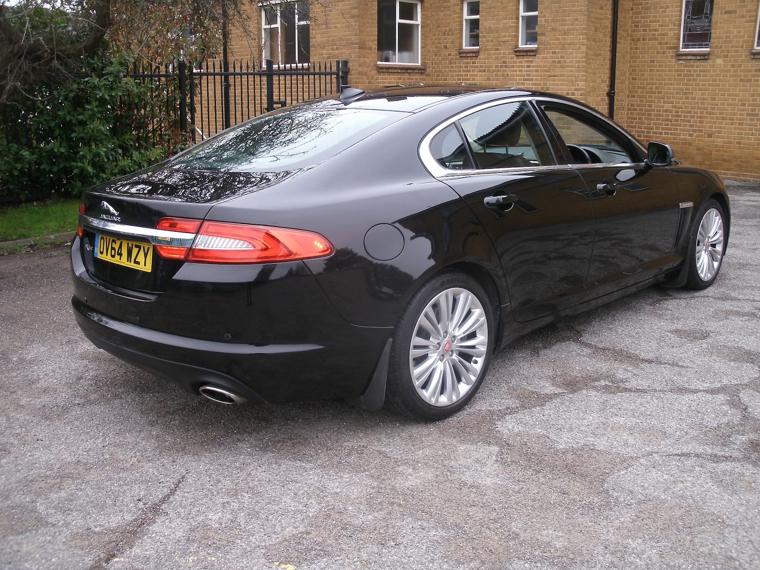 Used Jaguar XF 2014 for sale - 77656521: Photo 6