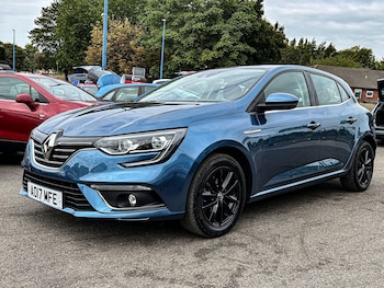 Used Renault Megane 2017 for sale - 75670684: Photo