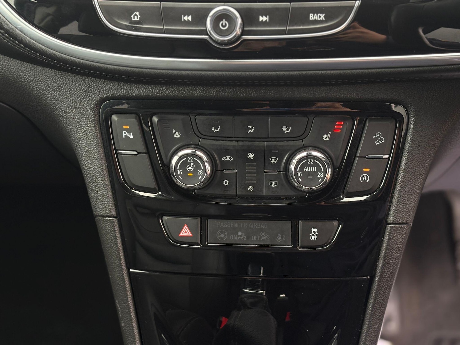 Used Vauxhall Mokka X 2017 for sale - 76159233: Photo 17