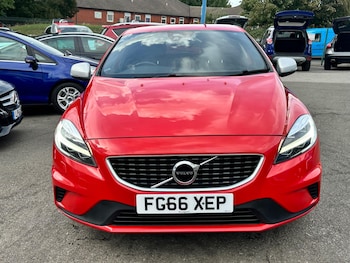 Used Volvo V40 2016 for sale - 75905809: Photo