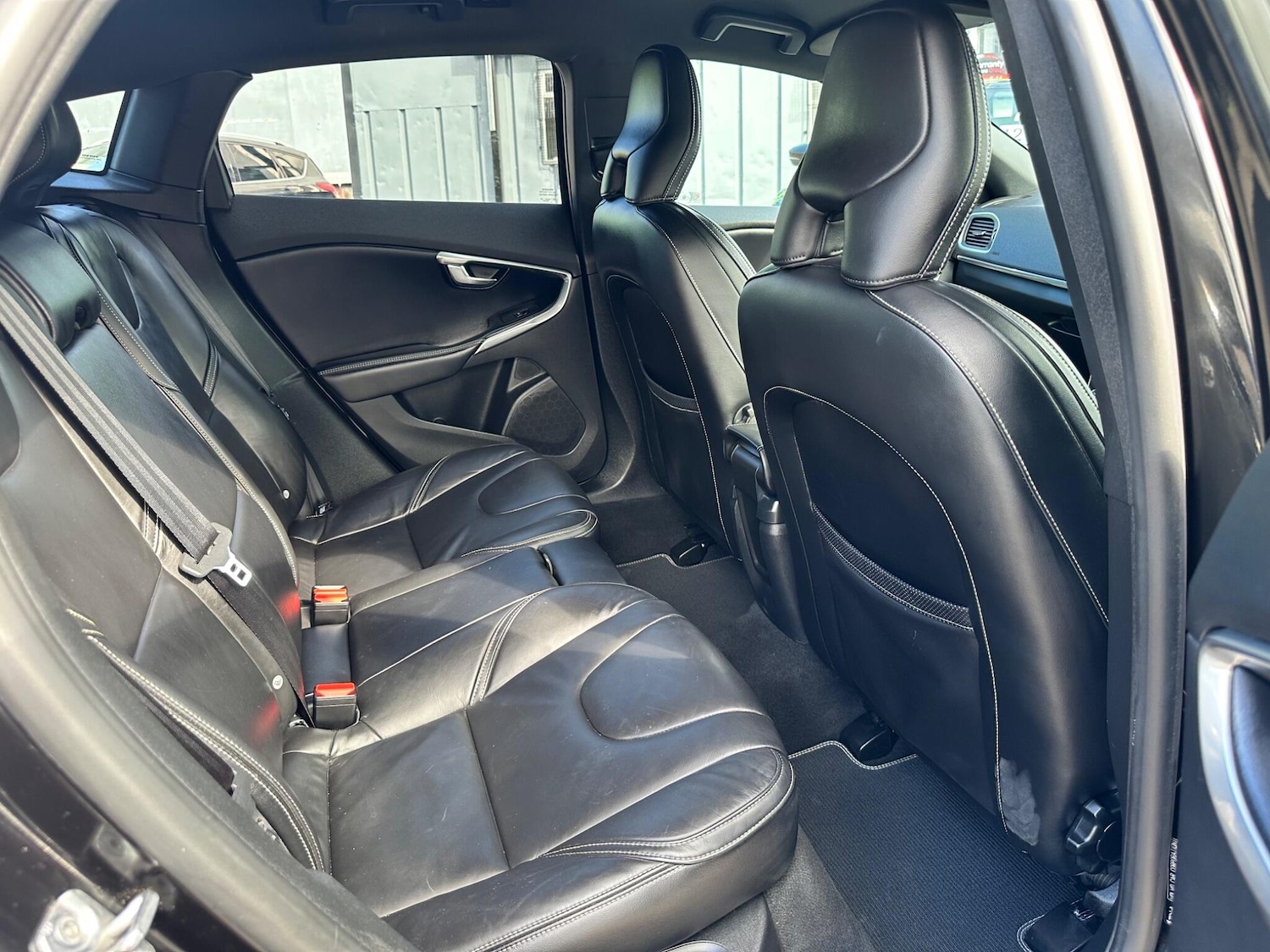 Used Volvo V40 2016 for sale - 76060808: Photo 21