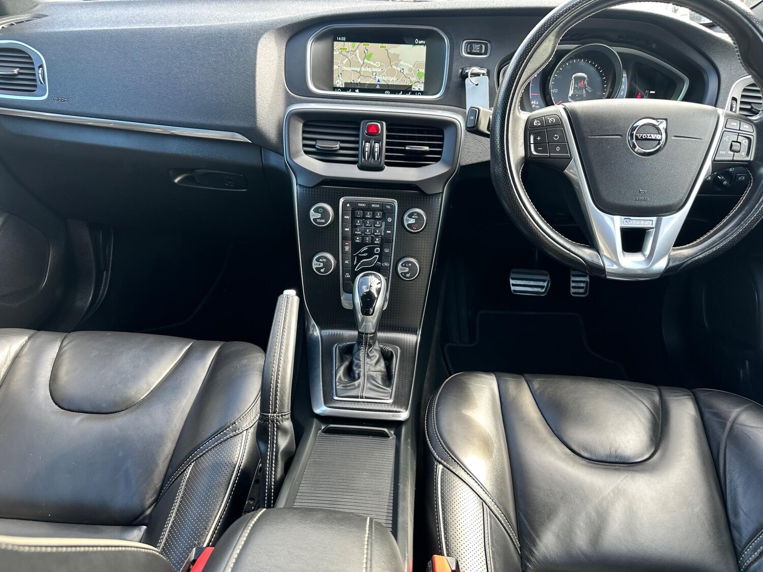 Used Volvo V40 2016 for sale - 76060808: Photo 23