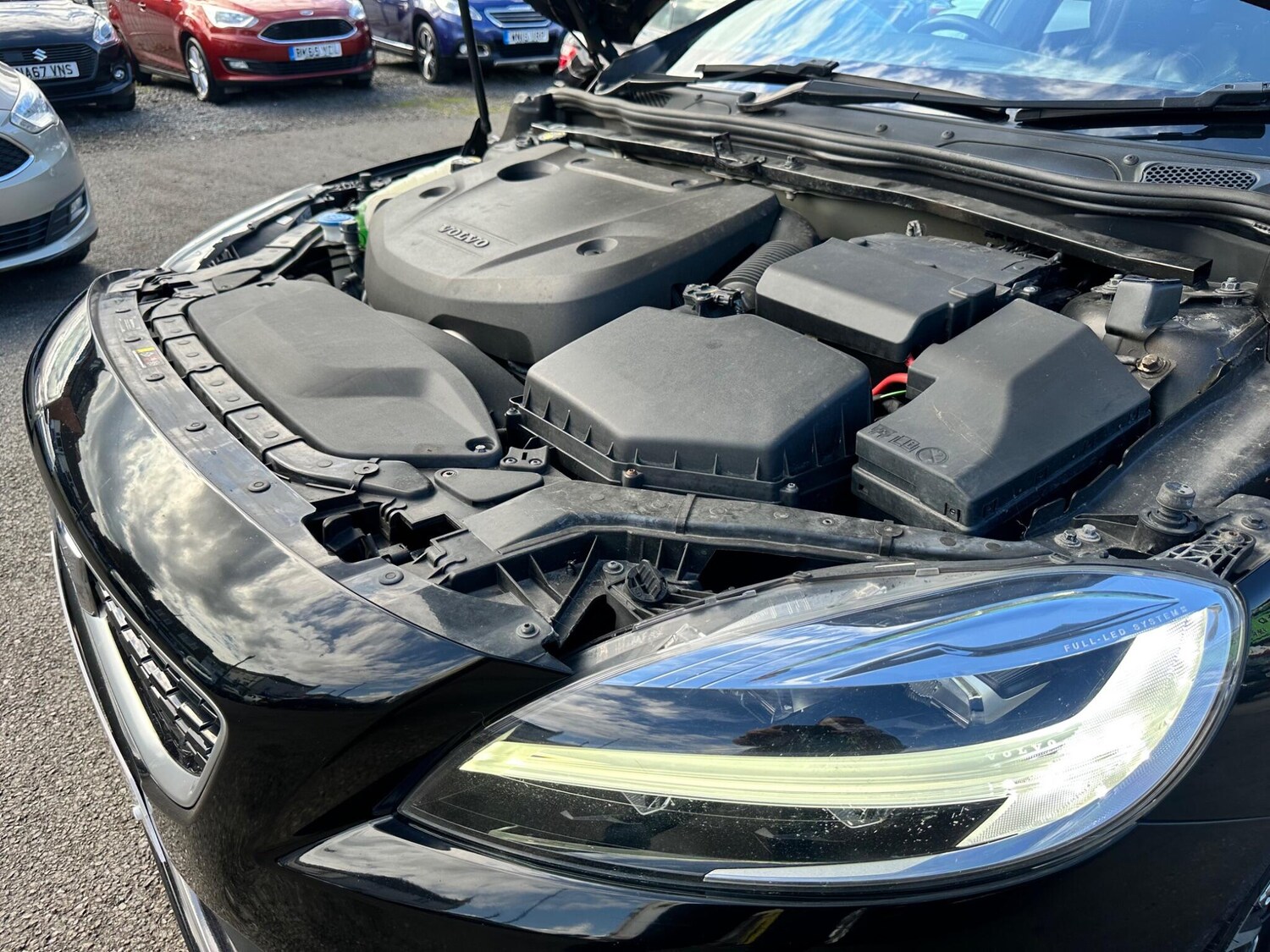 Used Volvo V40 2016 for sale - 76060808: Photo 38