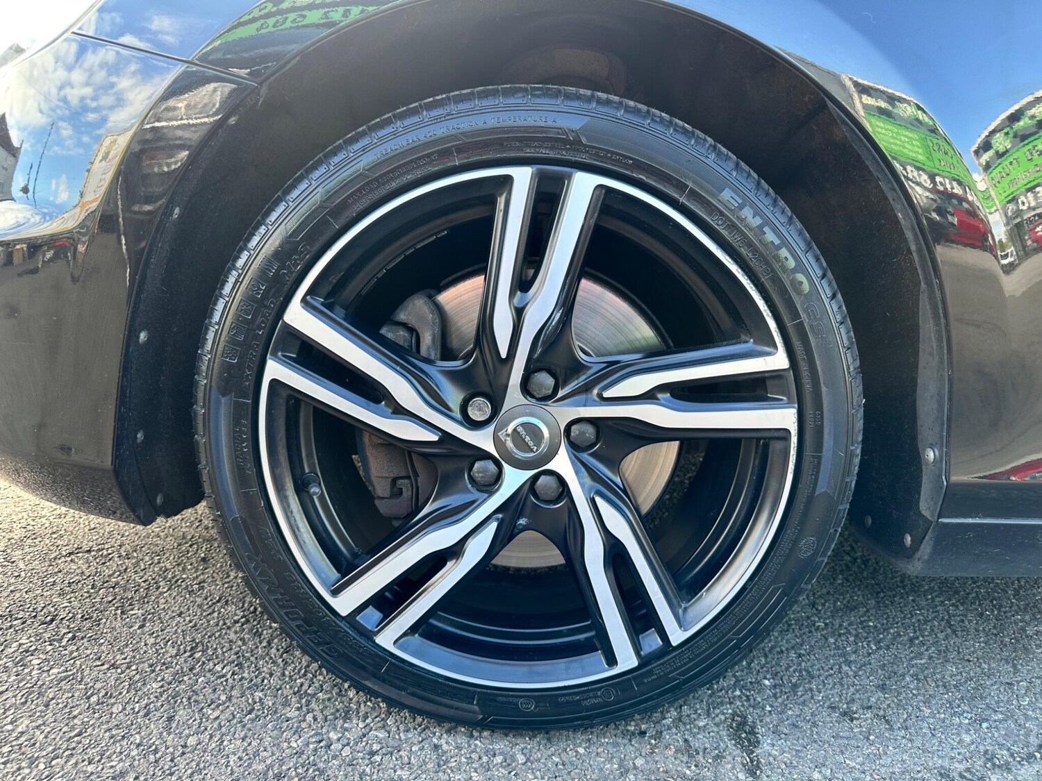Used Volvo V40 2016 for sale - 76060808: Photo 39