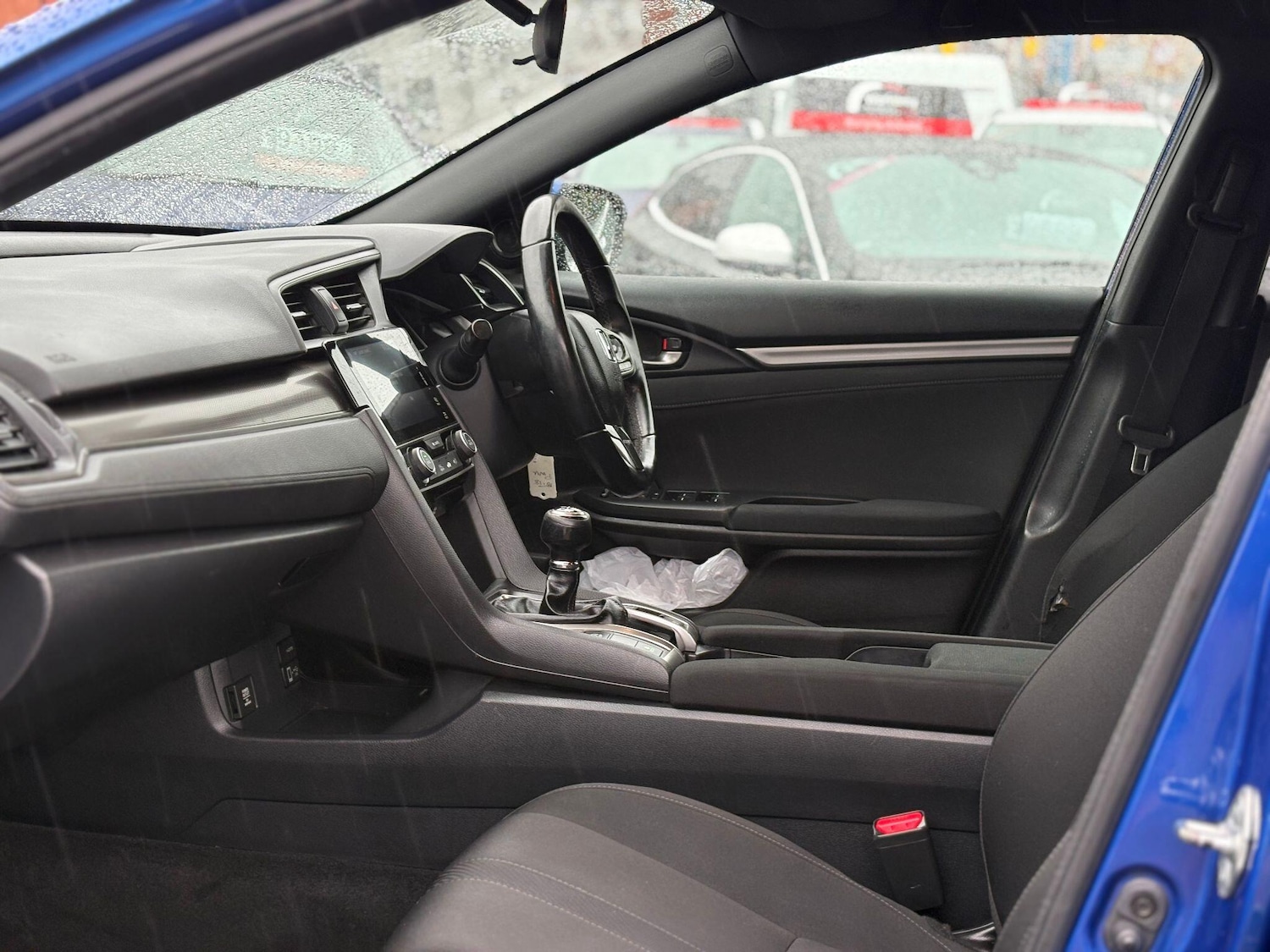 Used Honda Civic 2018 for sale - 76159196: Photo 27