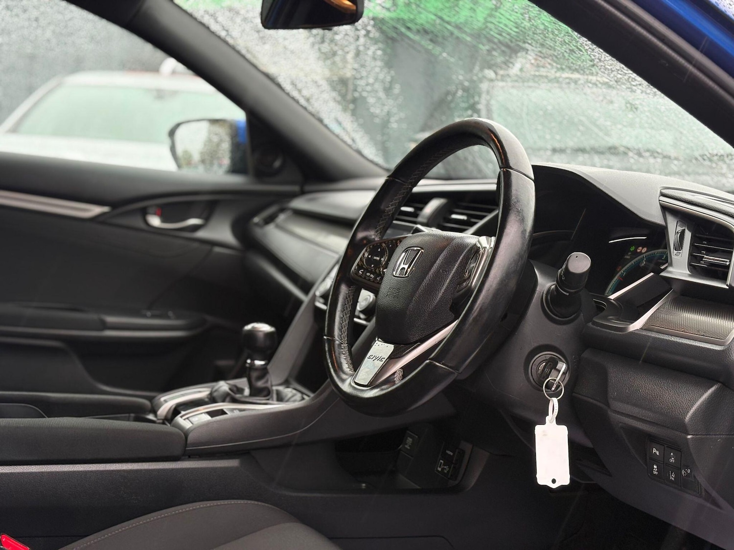 Used Honda Civic 2018 for sale - 76159196: Photo 9