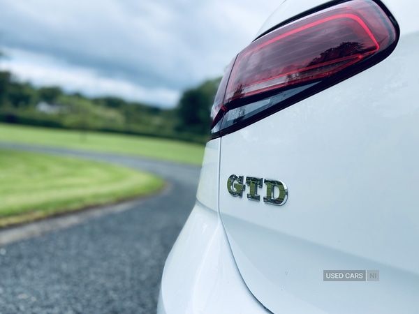 Used Volkswagen Golf 2017 for sale - 77204776: Photo 3