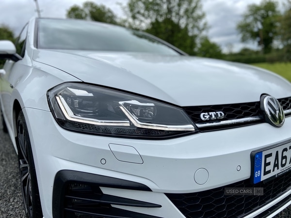 Used Volkswagen Golf 2017 for sale - 77204776: Photo 4