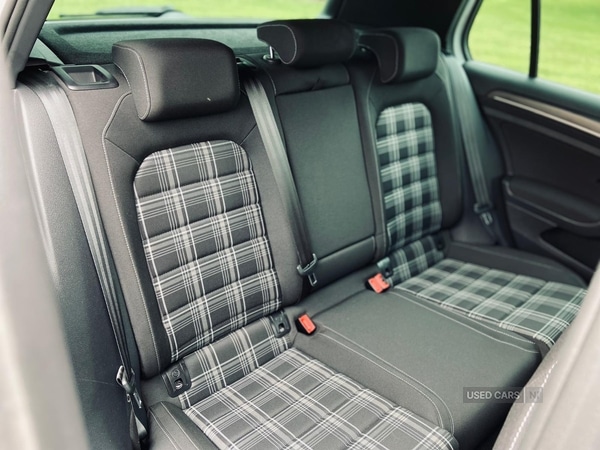 Used Volkswagen Golf 2017 for sale - 77204776: Photo 9