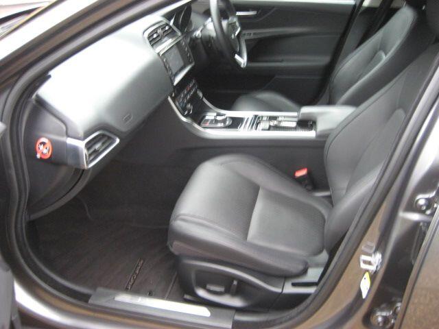 Used Jaguar XE for sale - 78092650: Photo 2