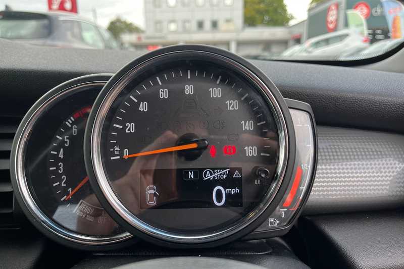 Used MINI Hatch 2019 for sale - 76489480: Photo 20