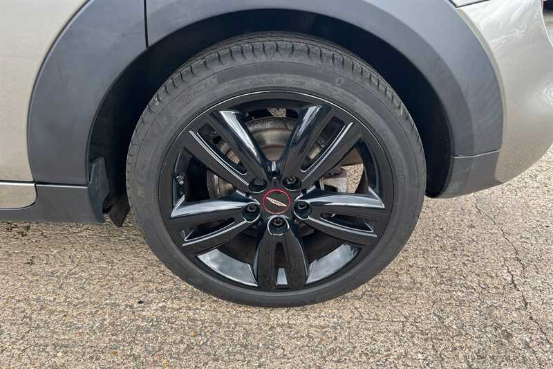 Used MINI Hatch 2019 for sale - 76489480: Photo 9