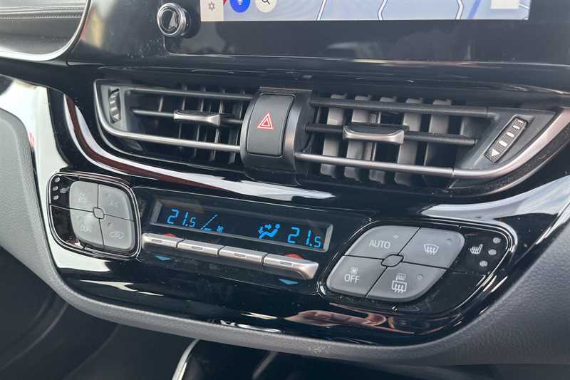 Used Toyota C-HR 2022 for sale - 77944873: Photo 15