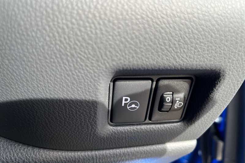 Used Toyota C-HR 2022 for sale - 77944873: Photo 38