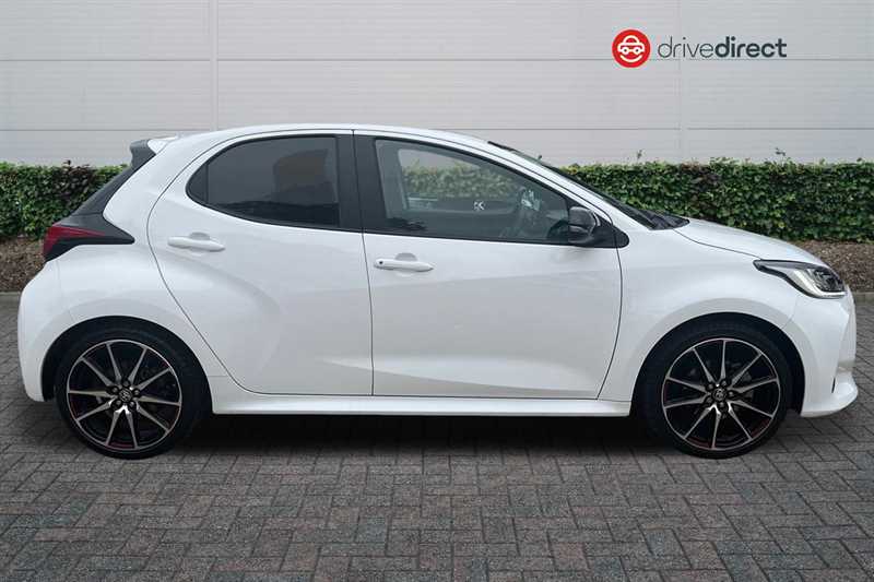 Used Toyota Yaris 2023 for sale - 76852062: Photo 2