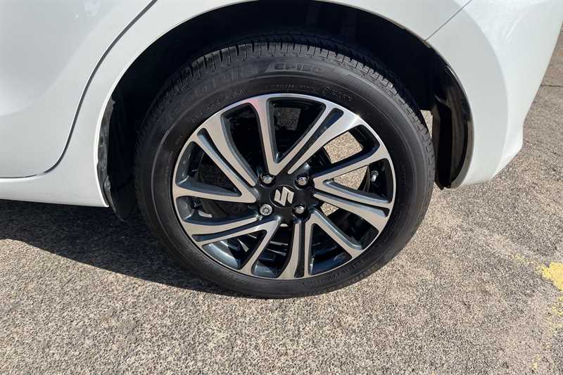 Used Suzuki Swift 2024 for sale - 76930463: Photo 10