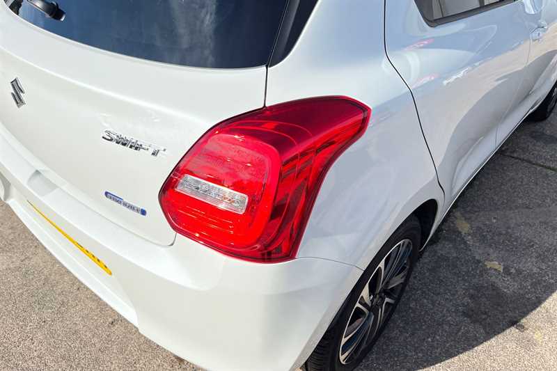 Used Suzuki Swift 2024 for sale - 76930463: Photo 32