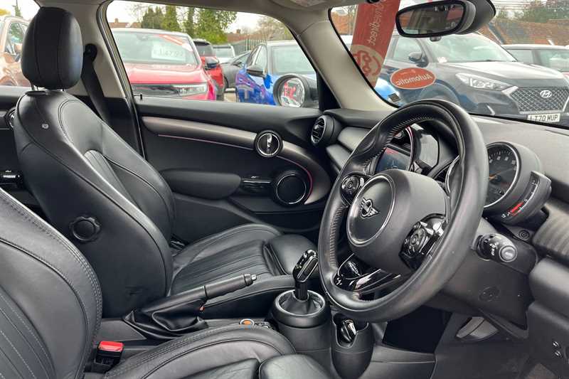 Used MINI Hatch 2020 for sale - 78189311: Photo 13