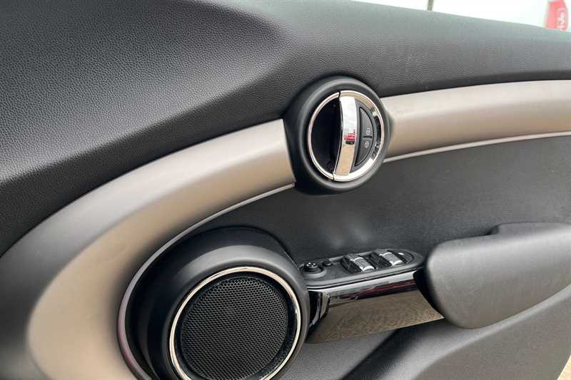 Used MINI Hatch 2020 for sale - 78189311: Photo 16