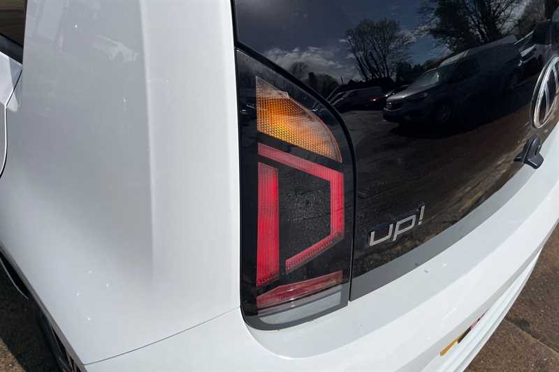 Used Volkswagen up! 2022 for sale - 78120145: Photo 31
