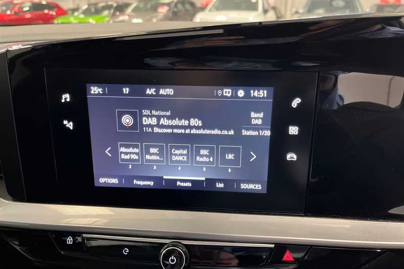 Used Vauxhall Mokka Electric 2021 for sale - 76806838: Photo 17