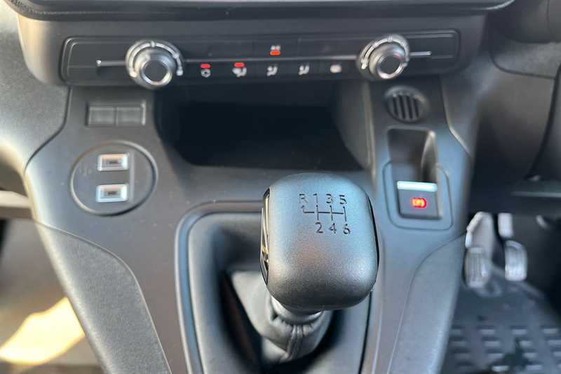 Used Vauxhall Combo 2025 for sale - 77745198: Photo 40