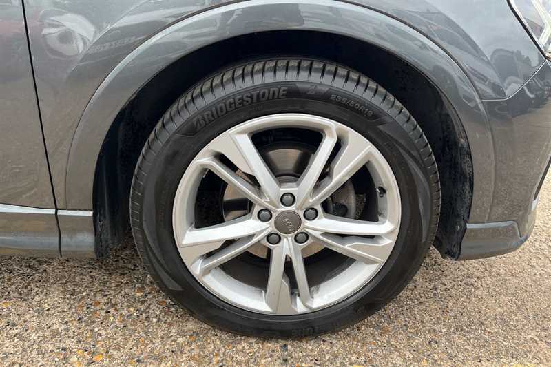 Used Audi Q3 2020 for sale - 76462663: Photo 10