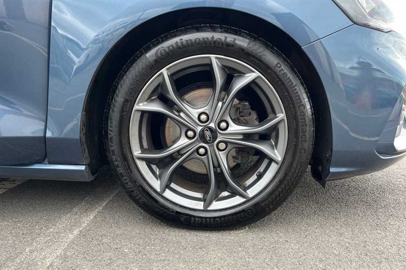 Used Ford Focus 2019 for sale - 76587130: Photo 11