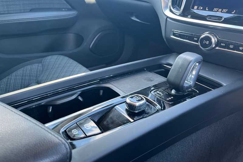 Used Volvo V60 2022 for sale - 76113643: Photo 40