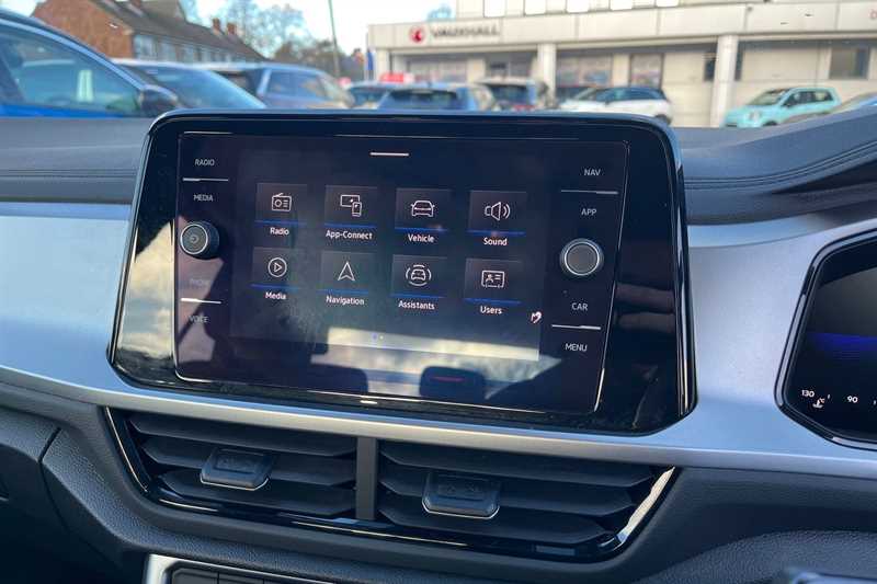 Used Volkswagen T-Roc 2024 for sale - 77318192: Photo 18