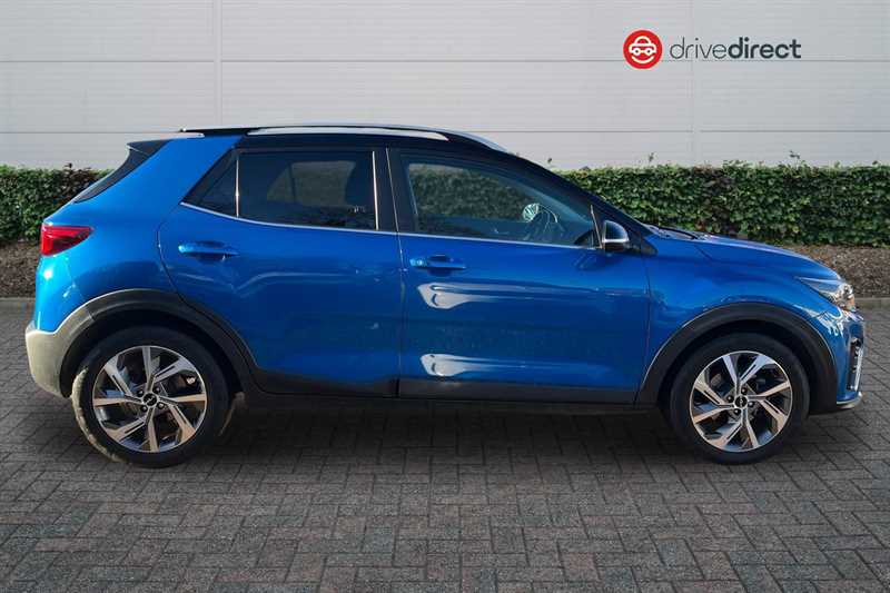 Used Kia Stonic 2022 for sale - 76805802: Photo 2