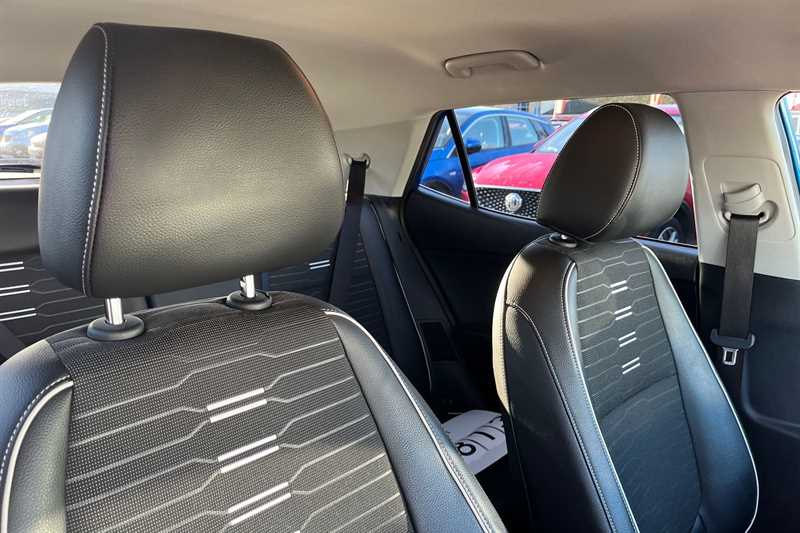 Used Kia Stonic 2022 for sale - 76805802: Photo 23