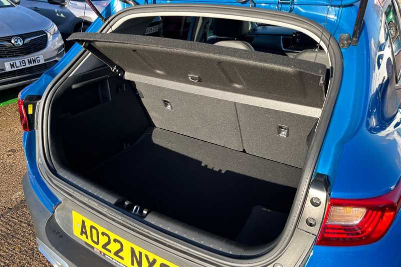 Used Kia Stonic 2022 for sale - 76805802: Photo 25