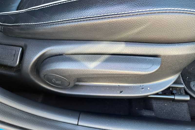 Used Kia Stonic 2022 for sale - 76805802: Photo 26