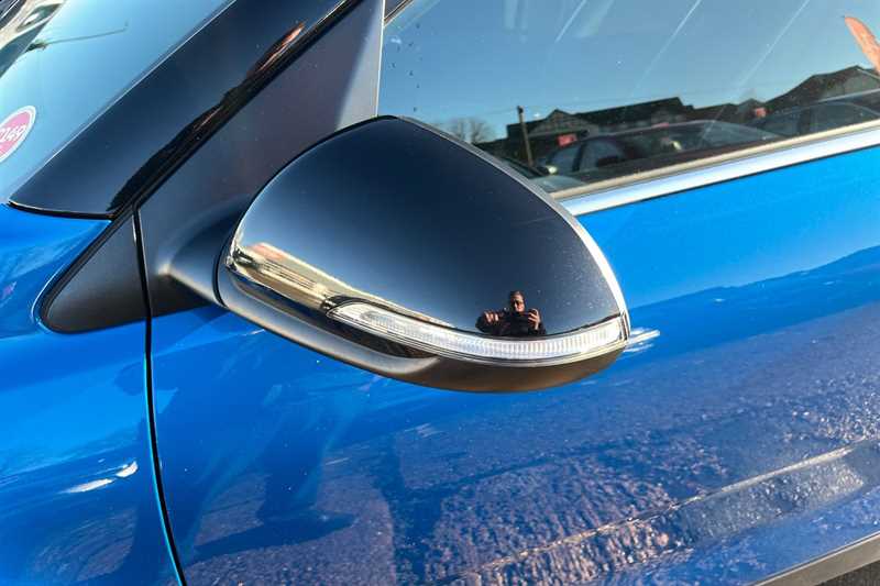 Used Kia Stonic 2022 for sale - 76805802: Photo 35