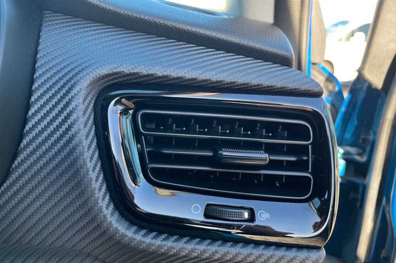 Used Kia Stonic 2022 for sale - 76805802: Photo 39