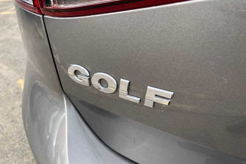 Used Volkswagen Golf 2016 for sale - 77895372: Photo 30