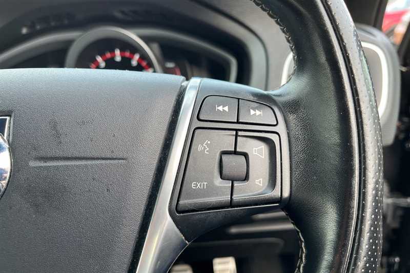 Used Volvo V40 2019 for sale - 76516773: Photo 22