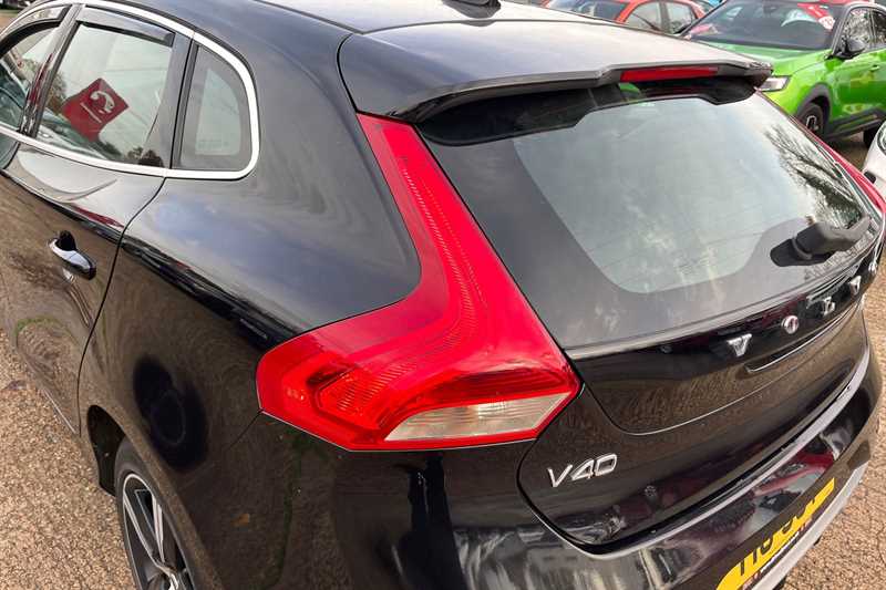 Used Volvo V40 2019 for sale - 76516773: Photo 31