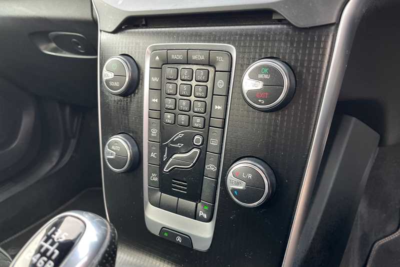 Used Volvo V40 2019 for sale - 76516773: Photo 39