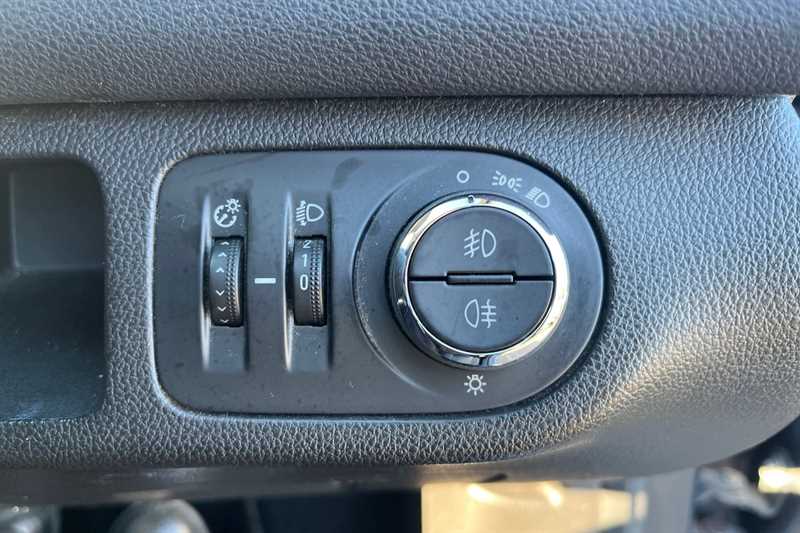 Used Vauxhall Meriva 2015 for sale - 78075412: Photo 39