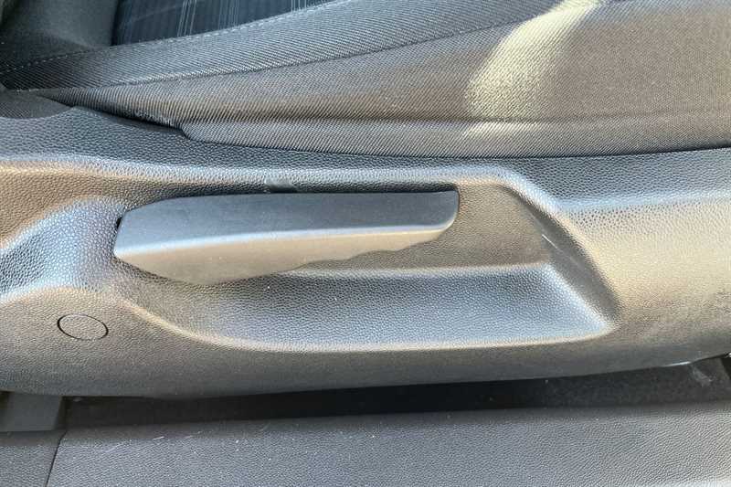 Used Vauxhall ADAM 2015 for sale - 77944245: Photo 26