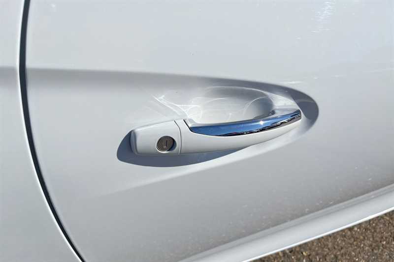 Used Vauxhall ADAM 2015 for sale - 77944245: Photo 33