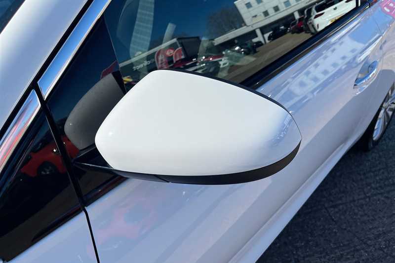 Used Vauxhall ADAM 2015 for sale - 77944245: Photo 35