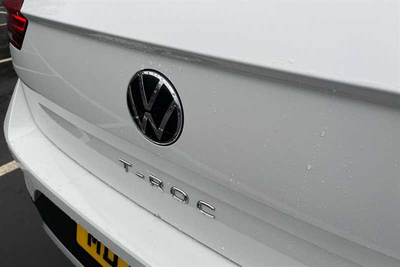 Used Volkswagen T-Roc 2023 for sale - 77828889: Photo 30