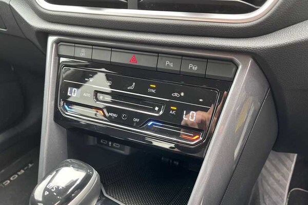 Used Volkswagen T-Roc 2022 for sale - 75052809: Photo 15